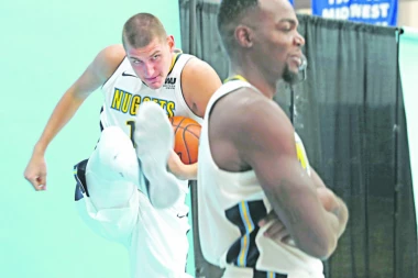 JOKIĆ NAS ZAVLAČIO CELU GODINU ZA IGRANJE NA EP: LAŽOVČINA!