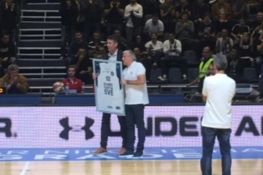 OBRADOVIĆ POHVALIO PARTIZAN I PORUČIO: Pred crno-belima je krvav rad