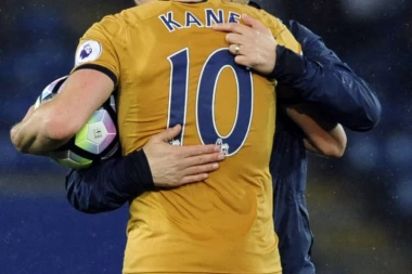 POKETINO NAPRAVIO ŠOU: Supruga je ljubomorna na moju ljubav prema Kejnu