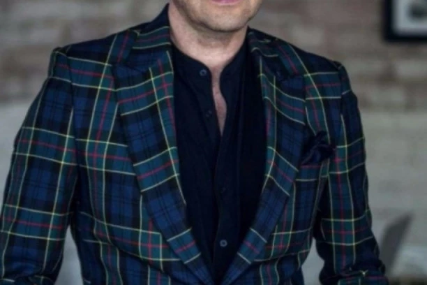 Posle Beovizije pokrali pevača: Hari Mata Hariju ukrali sat od 15.000 evra!