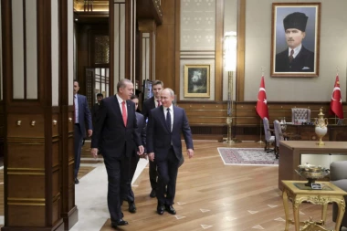 PUTIN I ERDOGAN SAGLASNI: Postignuti uslovi za kraj rata u Siriji