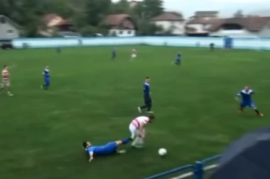 (VIDEO) UŽAS NA UTAKMICI: Fudbaler Zrinjskog ostao bez testisa!