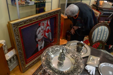 VLADA SRBIJE OTVORILA VRATA GRAĐANIMA