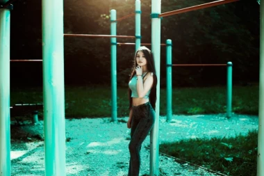 BEZ PROBANJA: 3 cake za kupovinu farmerki