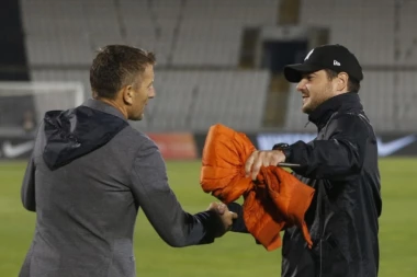 ĐUKIĆ ČUO REAKCIJU NAVIJAČA: Publika ima pravo da kaže svoje želje, ali i svemoćna Zvezda izgubi