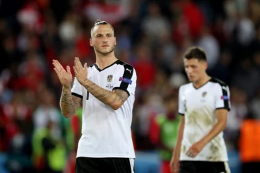 MOJES PRECRTAO SRBINA: Novi menadžer Vest Hema se odrekao Arnautovića