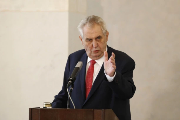 SKANDALOZNA IZJAVA MILOŠA ZEMANA O TRANSSEKSUALCIMA!
