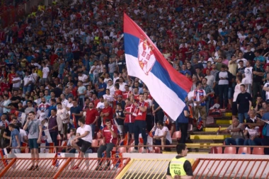 (VIDEO) Jedino oni nisu podbacili: "BOŽE, PRAVDE" GRMELO BEČOM