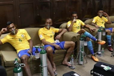 (FOTO) JEDVA PREŽIVELI MEČ U LA PAZU: Brazilci na aparatima za disanje!