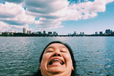 Za sve kraljice Instagrama: DA LI STE ZA PODBRADAK SELFI?!