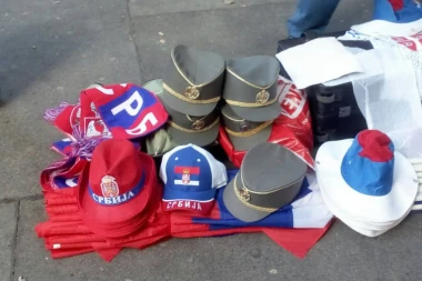 SRBI PREPLAVILI BEČ!