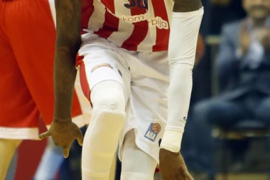 (FOTO) NAVIJAČI ZVEZDE PORUČILI: Evo koga bi voleli ponovo da vide u crveno-belom dresu