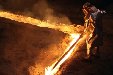 JEZIVA TRAGEDIJA U SMEDEREVU: U Železari poginuo radnik, dan pred odlazak u penziju