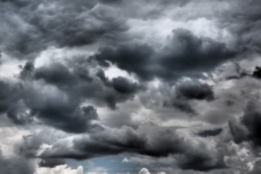 Oblaci se nadvili nad Srbijom: U pojedinim delovima zemlje moguća kiša