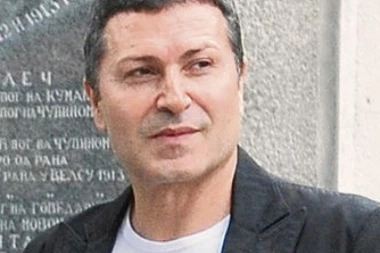 Đole Đogani: MOJA BRAĆA NE ZNAJU DA ČITAJU