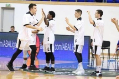 (VIDEO) Konačno pobeda: CRNO-BELI PROBILI LED!