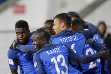 Negde bi bili nosioci igre: FRANCUSKI SELEKTOR OTPISAO LAKAZETA I MARSIJALA!