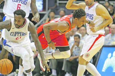 NAVIJAČI KLIPERSA PROZIVAJU SRBINA: Teo liči na magarca!