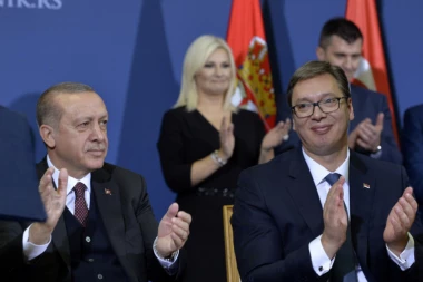 VUČIĆ: Turski investitor dolazi u Kraljevo, posao za 2.500 ljudi!