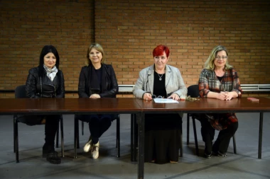 BILJA KRSTIĆ: SVI U BORBU ZA MUZIKU U ŠKOLAMA!