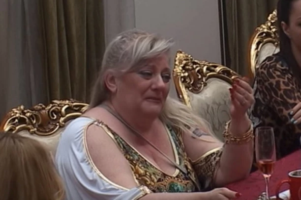 Trebalo je da se oženi sutra, ali sada je sve palo u vodu: Vesna Rivas utučena zbog sina!