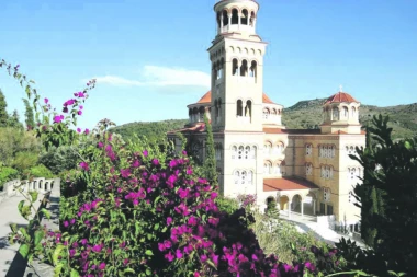 HODOČAŠĆE ZA ZDRAVLJE: Posetite ostrvo Svetog Nektarija