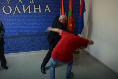 DAJTE NAJBOLJI NASLOV za film o Palmi karatisti i OSVOJITE NAGRADU!