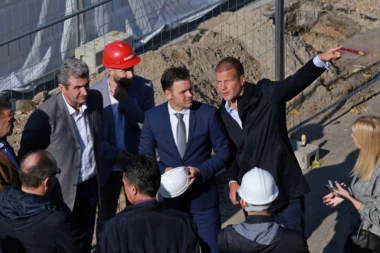SINIŠA MALI NAJAVIO: Od sledeće godine pasarelom od Kalemegdana do Savskog keja