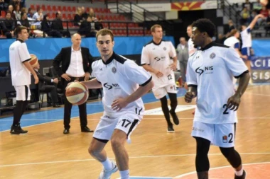 Vreme je za pobedu: CRNO-BELI TRAŽE POPRAVNI U ZADRU!