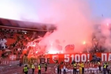 (VIDEO) Bakljada i vatromet na "Marakani"!