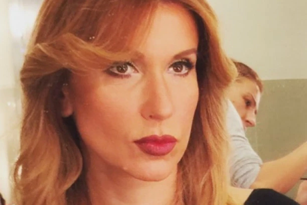 SNEŽANA DAKIĆ PRIZNALA: Moj brak je propao zbog novca!