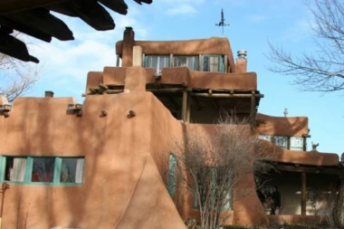 OVAJ ZVUK LEDI KRV U VENAMA: Već decenijama opseda jedan grad!