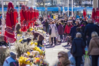 U HRVATSKOJ SRBI MENJAJU VERU DA SE ZAPOSLE