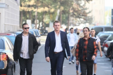 REPORTER REPUBLIKE NA LICU MESTA: Marjanovići sa Janom stigli u tužilaštvo!