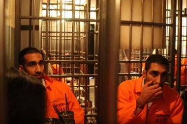 NA KOKTEL IZA REŠETAKA: Otvoren prvi londonki bar inspirisan Alkatrazom