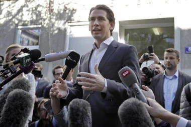 DOGOVOR KURCA I ŠTRAHEA: Austrija dobija tirkizno-plavu vladu