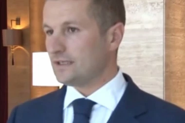 Bivša MIS HRVATSKE ostavila TODORIĆEVOG SINA!