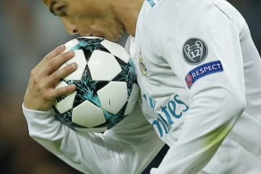 RONALDO PORUČIO PEREZU; Dreši kesu i dovedi ove igrače
