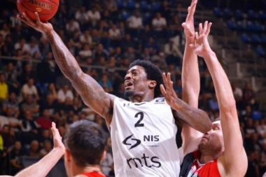PARTIZAN PAO U FINIŠU: Lijetuvos Ritas trojkama srušio crno-bele