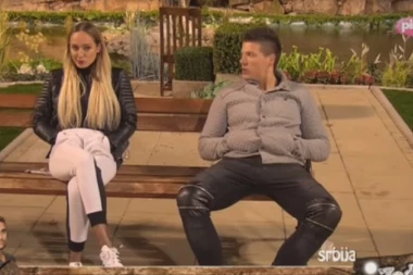 RADA MANOJLOVIĆ BACILA OKO NA SLOBU!