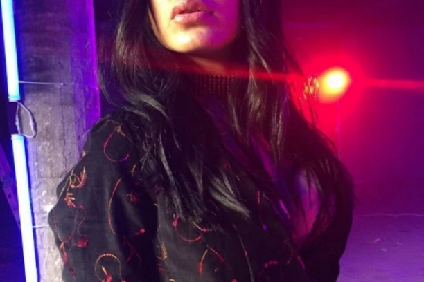 TANJA NASTUPALA U PUNOM KLUBU USRED PANDEMIJE: Pevačicin menadžer šokirao objašnjenjem!