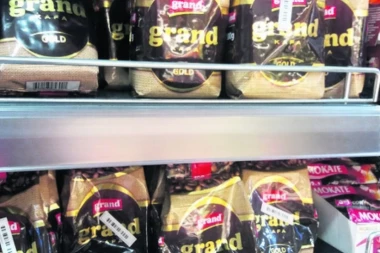 Pomozite, gušimo se zbog grand kafe