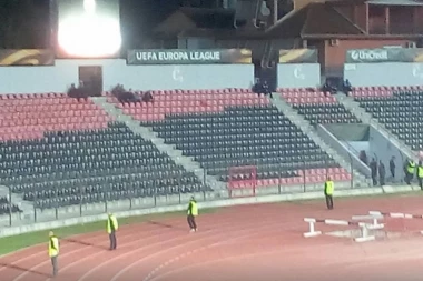 (VIDEO) Fudbaleri Partizana stigli u Elbasan