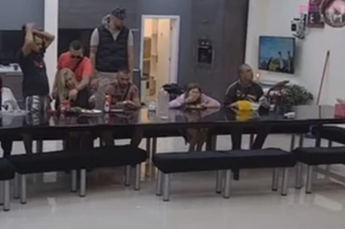 (VIDEO) UŽAS: Marko rekao Divni da je ku*va kao Maca Diskrecija!