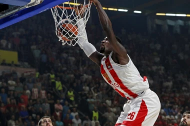 Igrači Zvezde uglas: BARSA PALA NA KRILIMA NAVIJAČA!