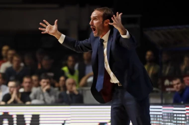 TRENER BARSE PRIZNAO: Meč smo izgubili u prvom poluvremenu