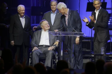 PET AMERIČKIH PREDSEDNIKA NA KONCERTU