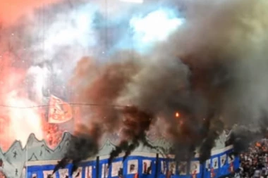 (VIDEO) Pogledajte fantastičnu koreografiju navijača Olimpijakosa