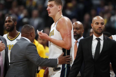 Sramotna gluma Skota Bruksa, Jokiću tehnička!