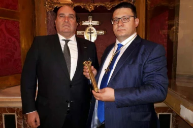 Katalonija je Španija, a Kosovo je Srbija